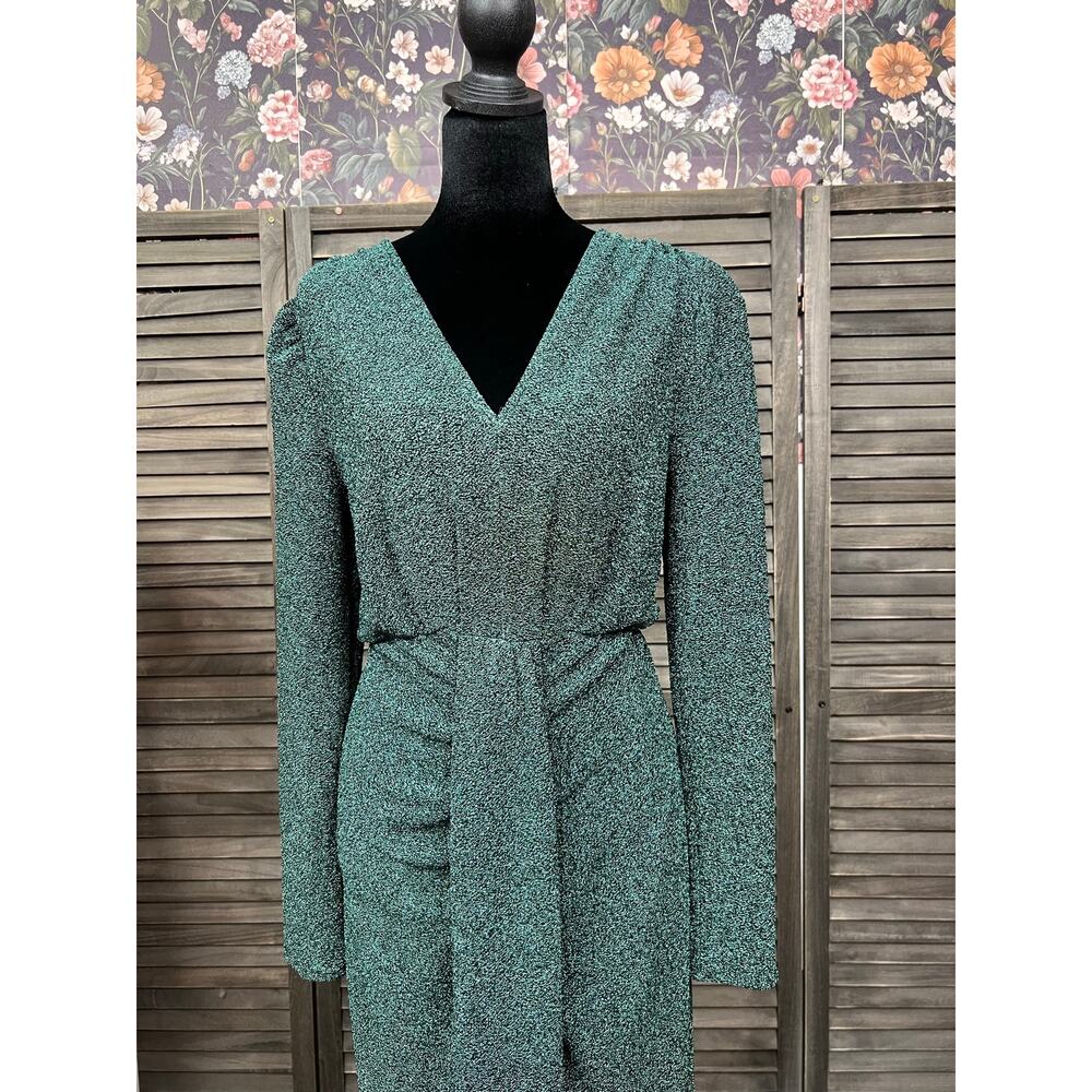 Petal & Pup Drama Queen Hunter Green Metallic Long Sleeve Slit Midi Dress M NWOT - Picture 6 of 9